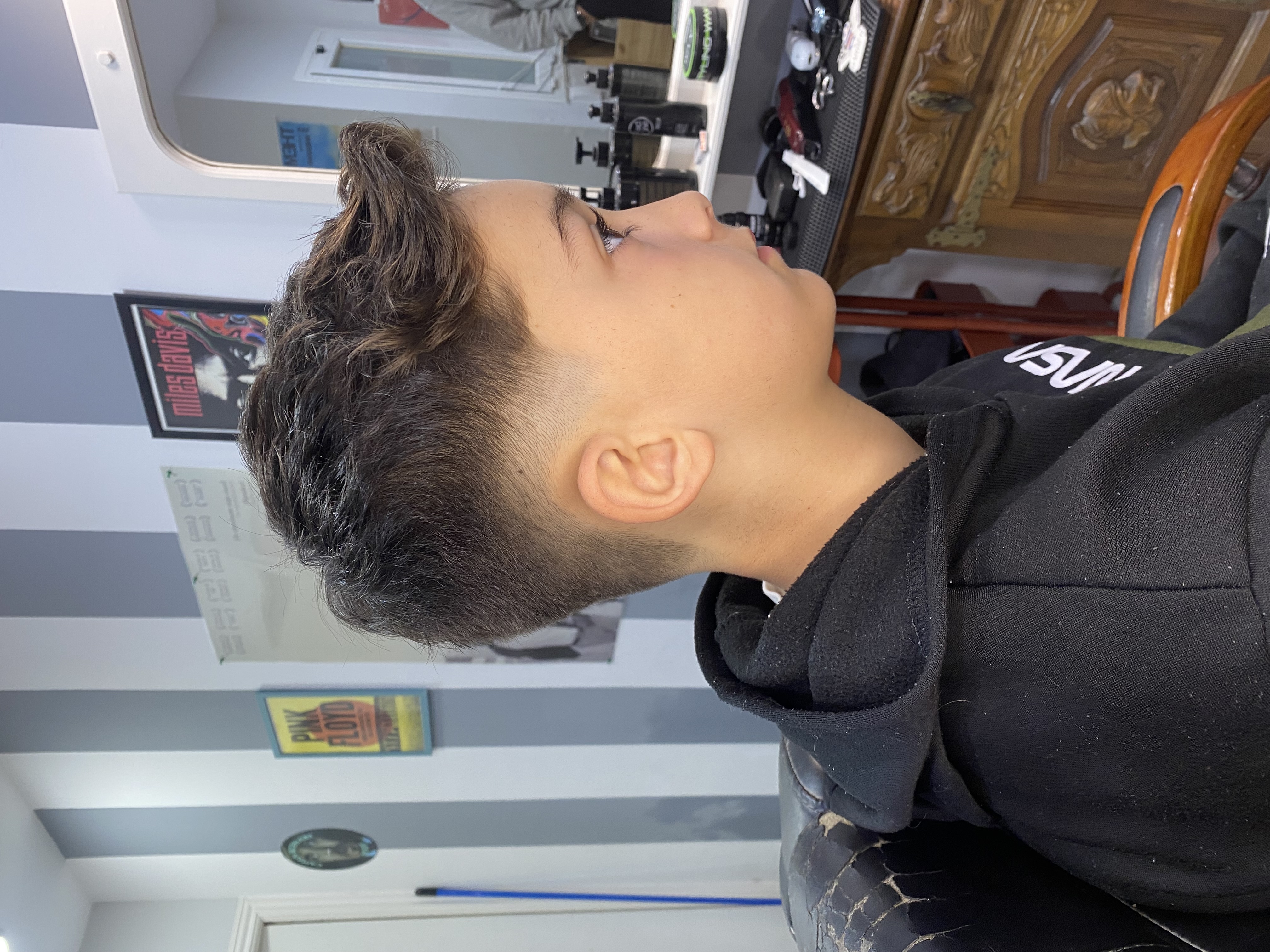 Interior de la peluquería Robert@Xeska